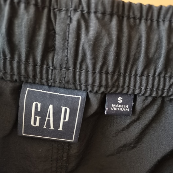 GAP - 7” Easy Shorts (S) - Picture 5 of 10